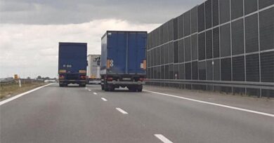Overtaking ban for HGVs on A7 in Catalonia