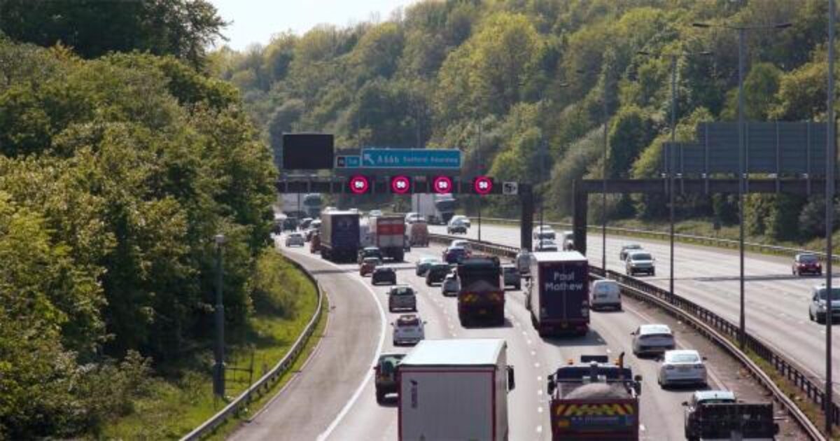 England: closure of M25 – diversion routes