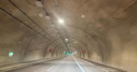 Branisko Tunnel Closed. Paralysis on the D1 and Problems for Drivers